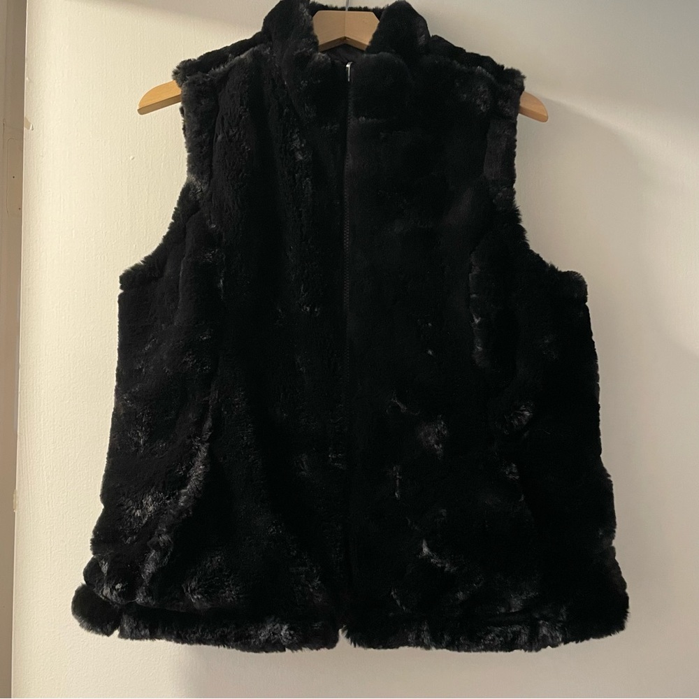 Women's Nicole Miller Black Quilted Reversible Vest- Size M